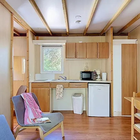 Lakeside 2br For Four Chalet *
