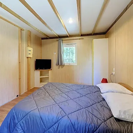 Lakeside 2br For Four Chalet Moncontour (Vienne)